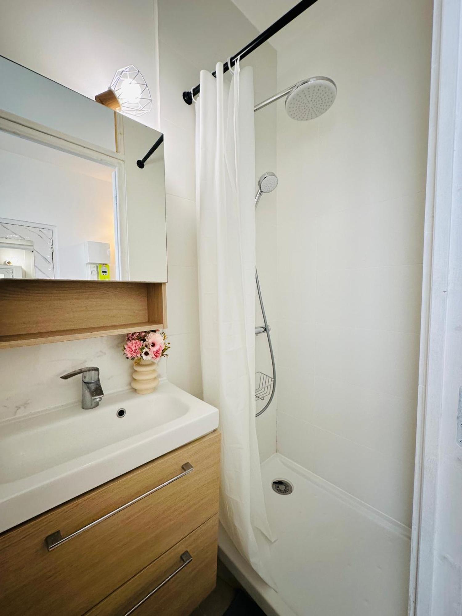 Appartement Dream Dwell - Flat 800m To Champs De Mars Parijs